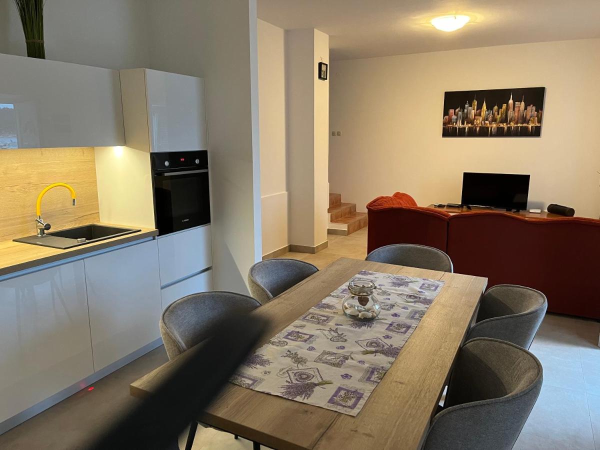 House Ema Villa Barbat na Rabu Kültér fotó