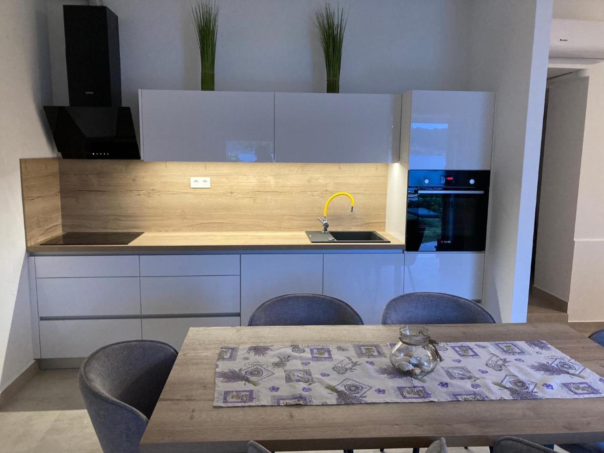 House Ema Villa Barbat na Rabu Kültér fotó